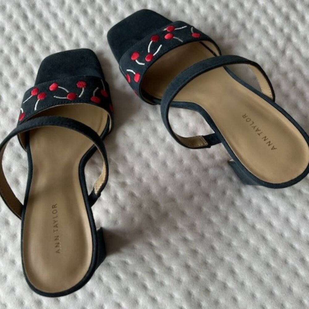 Ann Taylor heels